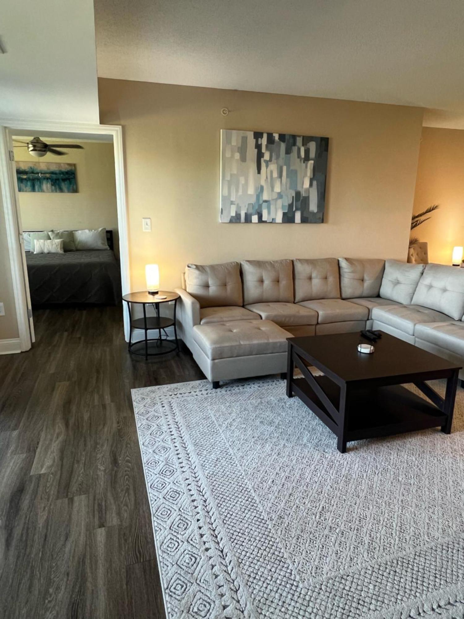 Spacious 2 Bed, 2 Bath Uptown Gem In The Heart Of The City-Parking-Wi-Fi-Balcony Cgv Charlotte Exterior foto